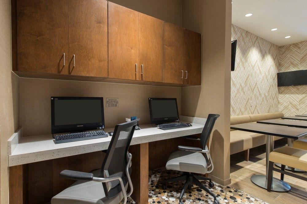 Springhill Suites By Marriott San Antonio Downtown-Riverwalk Area Exterior photo