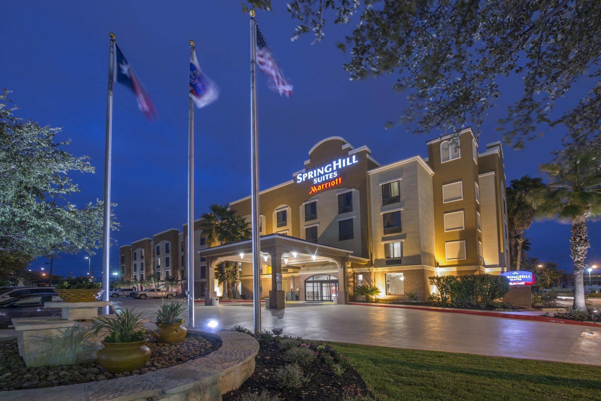 Springhill Suites By Marriott San Antonio Downtown-Riverwalk Area Exterior photo